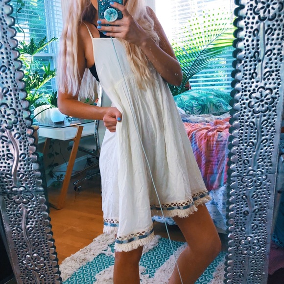 Anthropologie Dresses & Skirts - Anthropologie Boho Goddess Dainty Flowy Dress 🌿